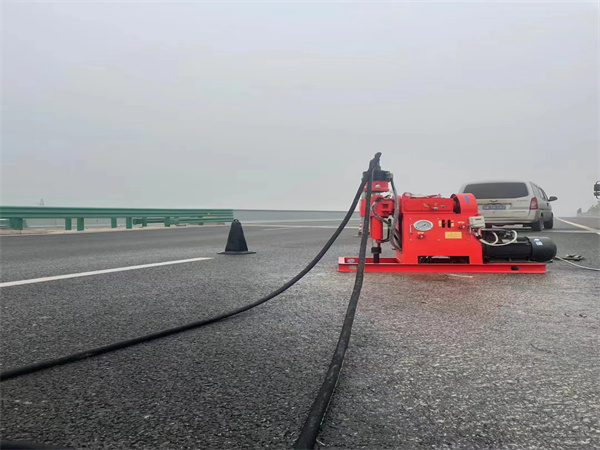 磁县马路路基路面开裂下沉注浆加固灌浆